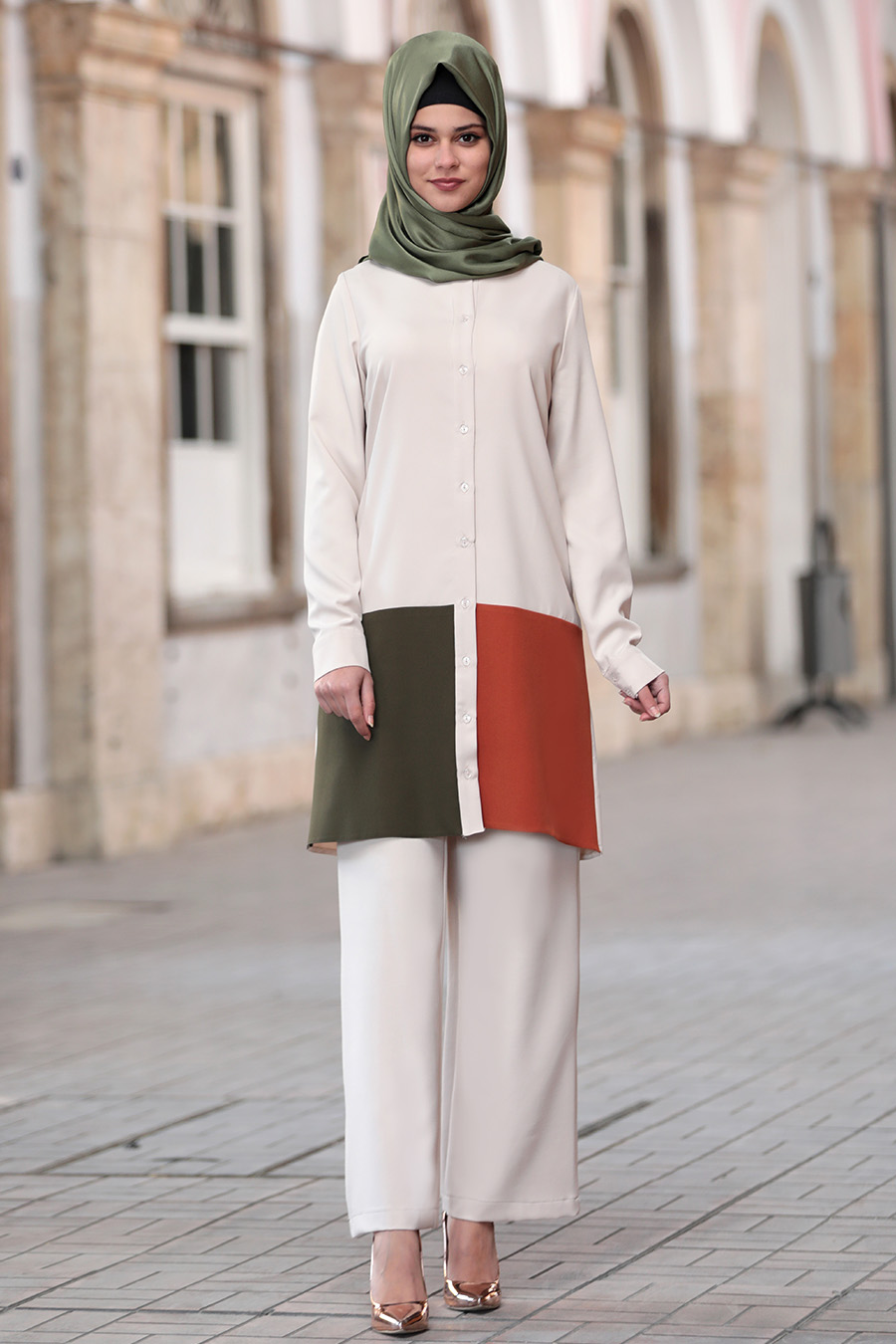 tunic and trouser suit