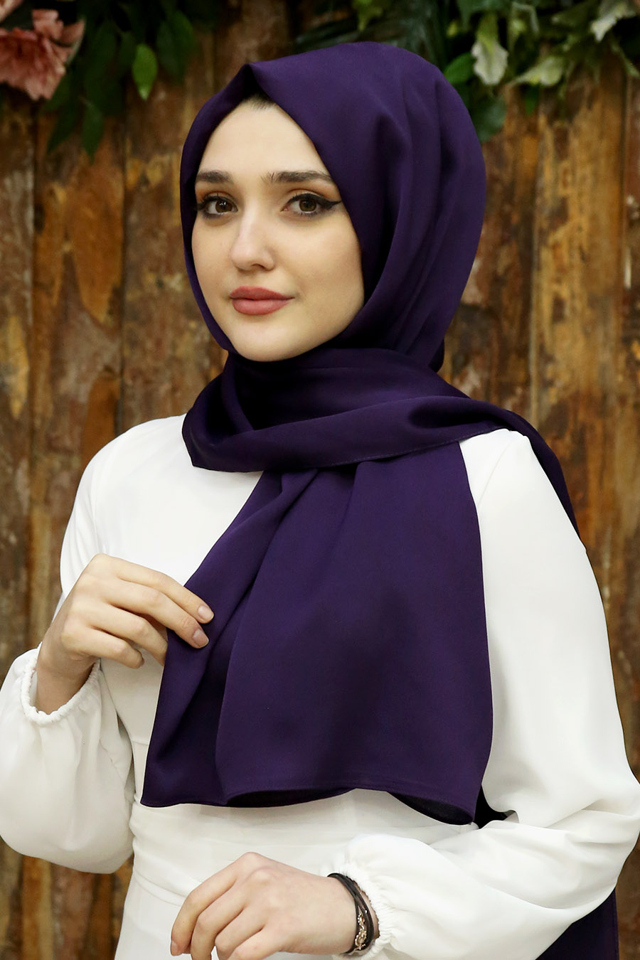 PURPLE SHAWL