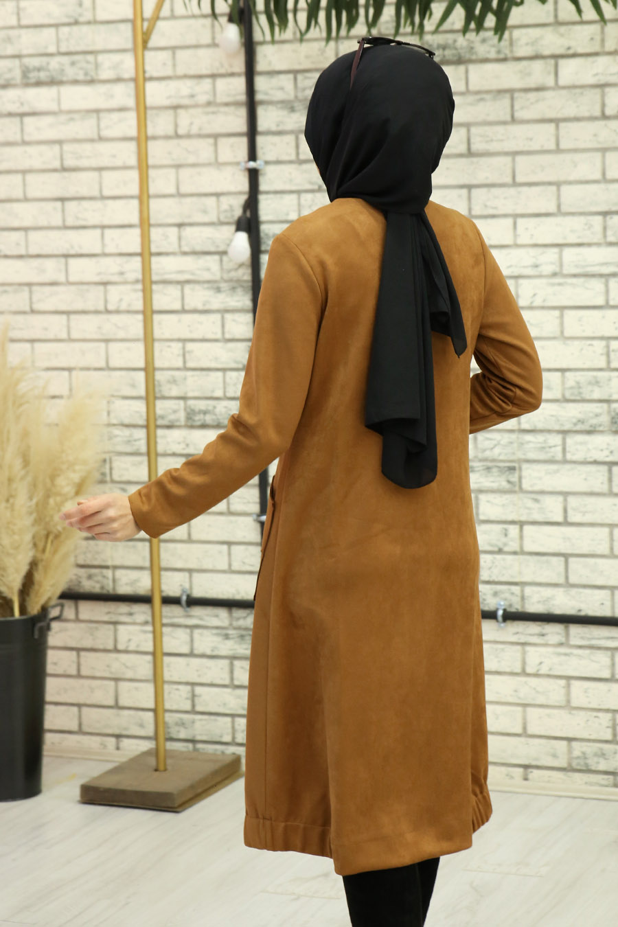 TAN COLOR SUEDE COAT  TAN COLOR SUEDE COAT