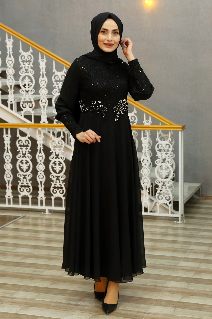 BLACK EVENING DRESS 