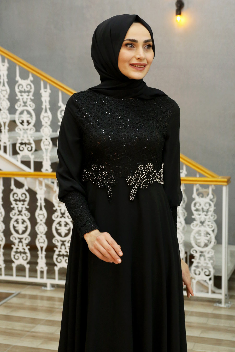 BLACK EVENING DRESS 