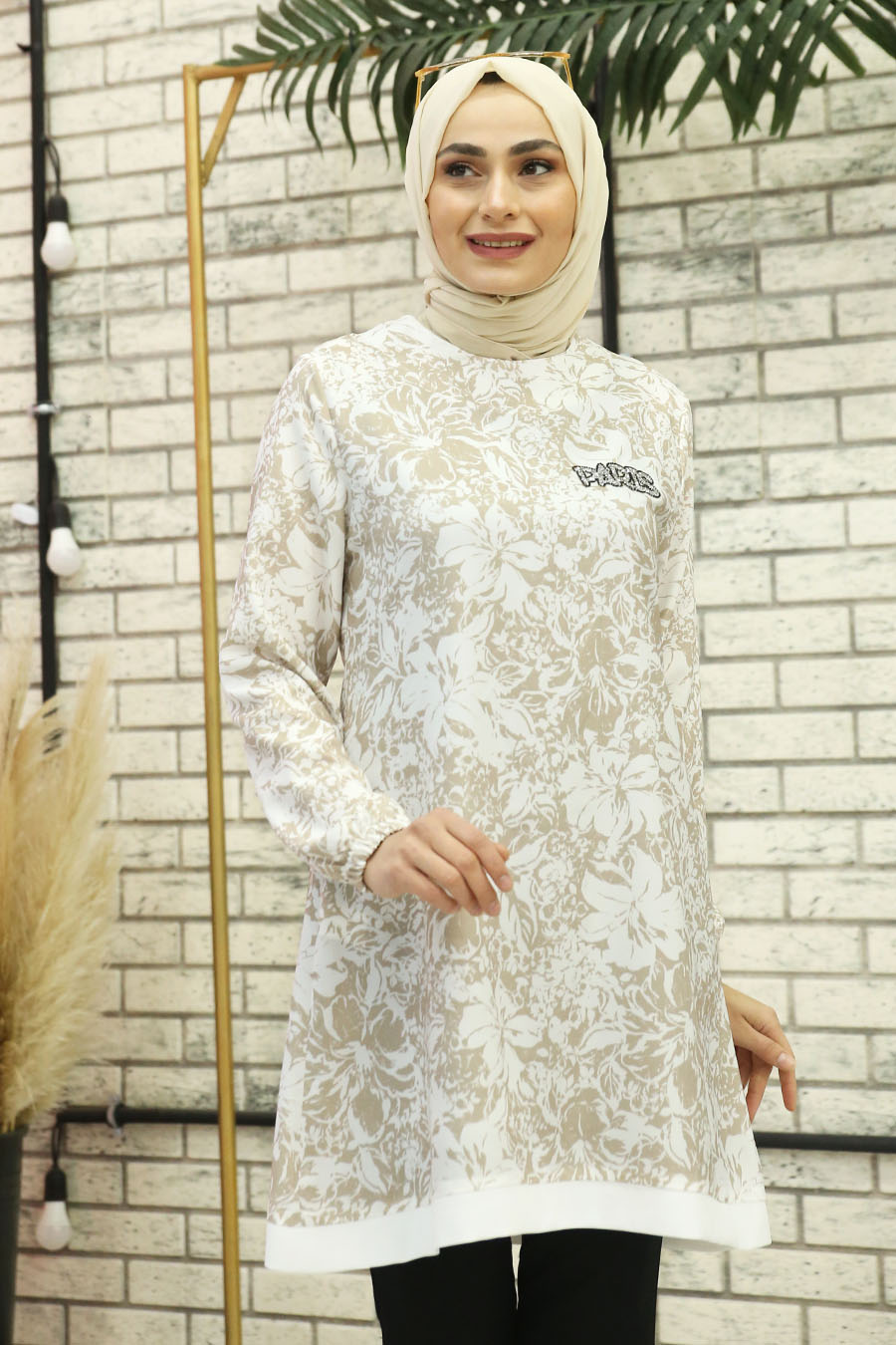 FLOWER PATTERNED BEIGE TUNIC 