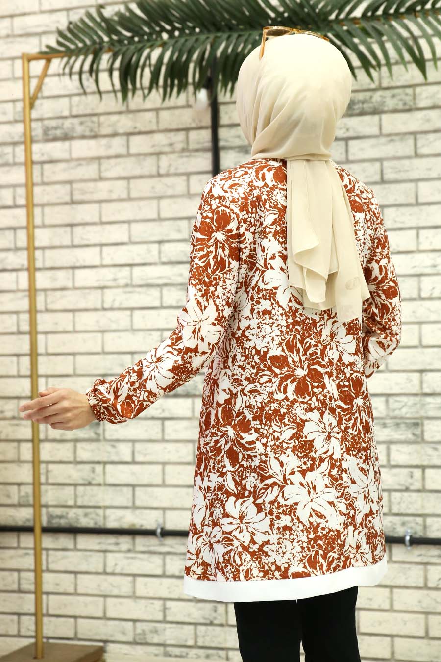 FLOWER PATTERNED BRICK COLOR TUNIC 