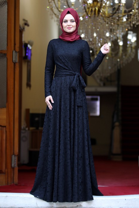 BLACK EVENING DRESS