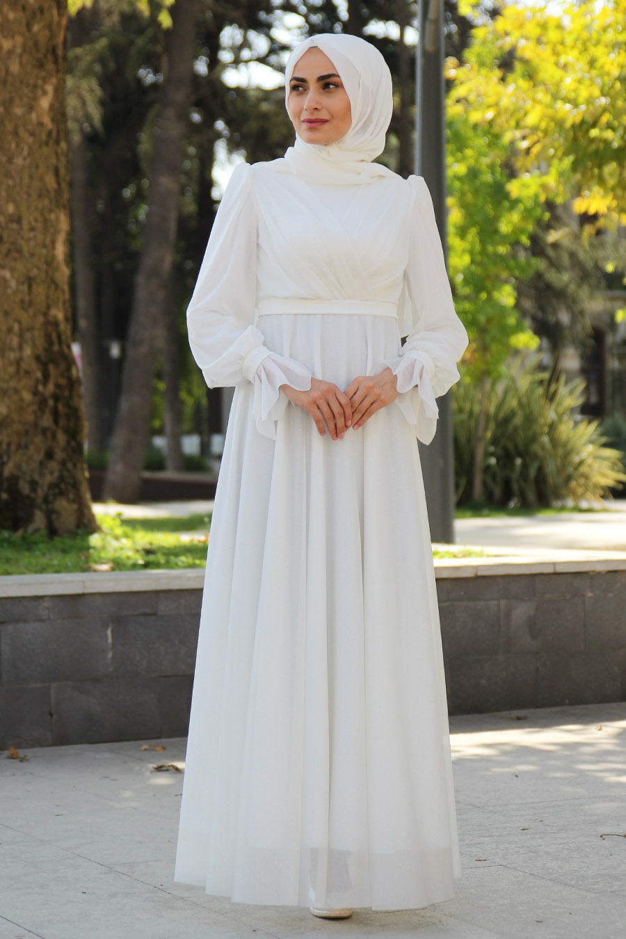 ECRU EVENING DRESS