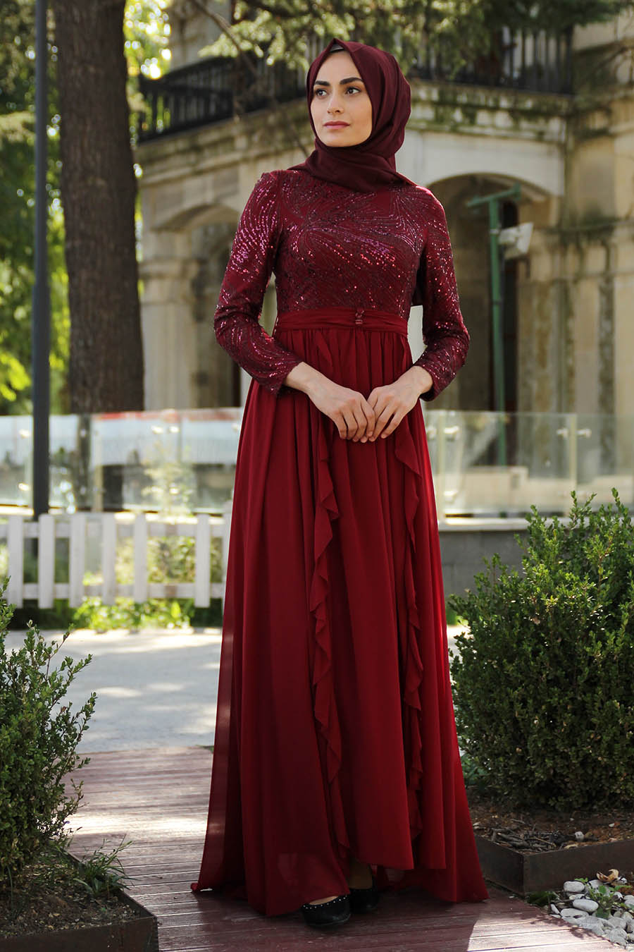 SEQUIN DETAILED CLARET RED EVENING DRESS