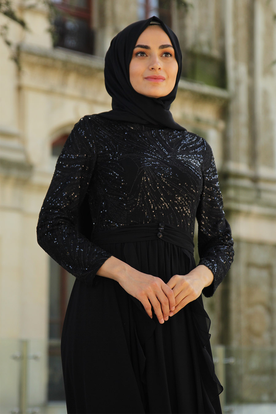 SEQUIN DETAILED BLACK EVENING DRESS