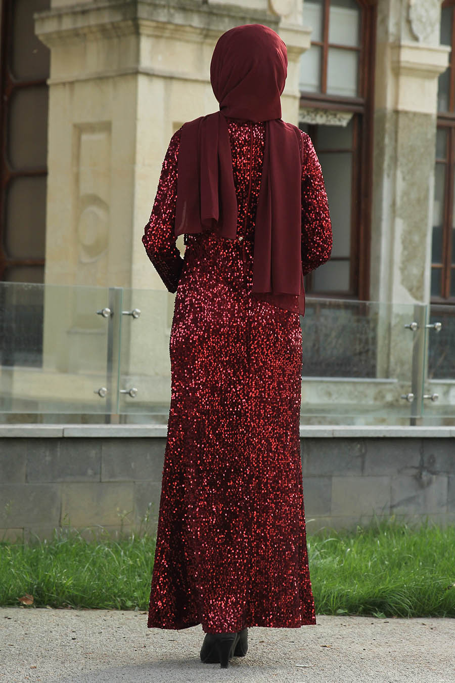 SEQUIN DETAILED CLARET RED EVENING DRESS