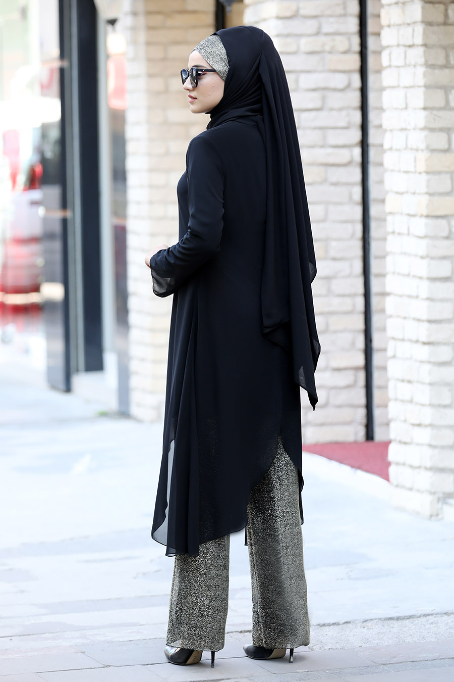 GOLD TUNIC AND PANT SUIT