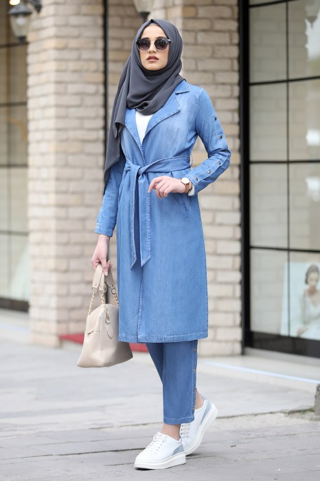 BLUE JEAN COAT AND PANT SUIT