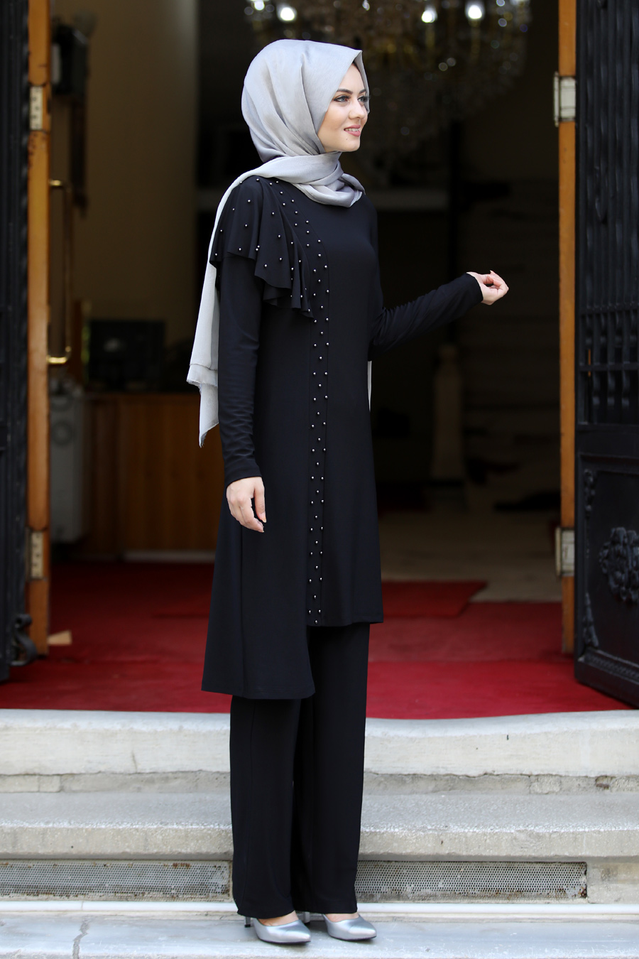 BLACK TUNIC AND PANT SUIT