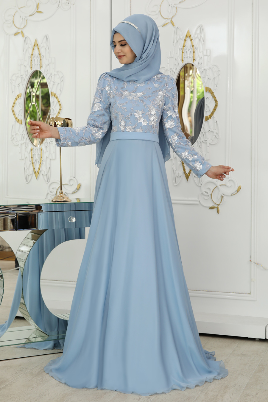 Baby blue hijab outfit hotsell