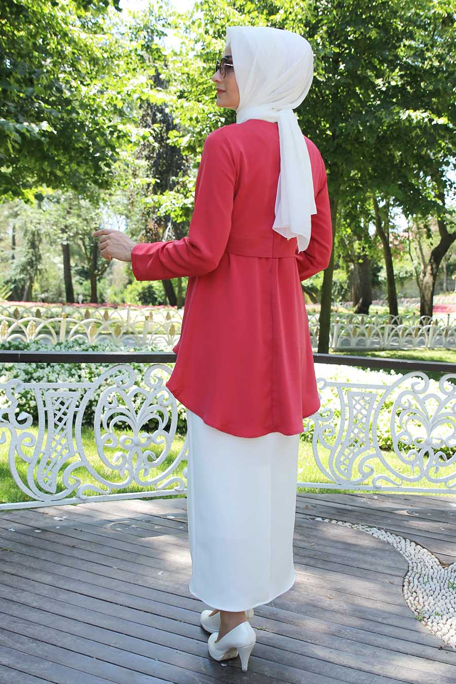 CORAL COLOR BLOUSE AND ECRU SKIRT SUIT