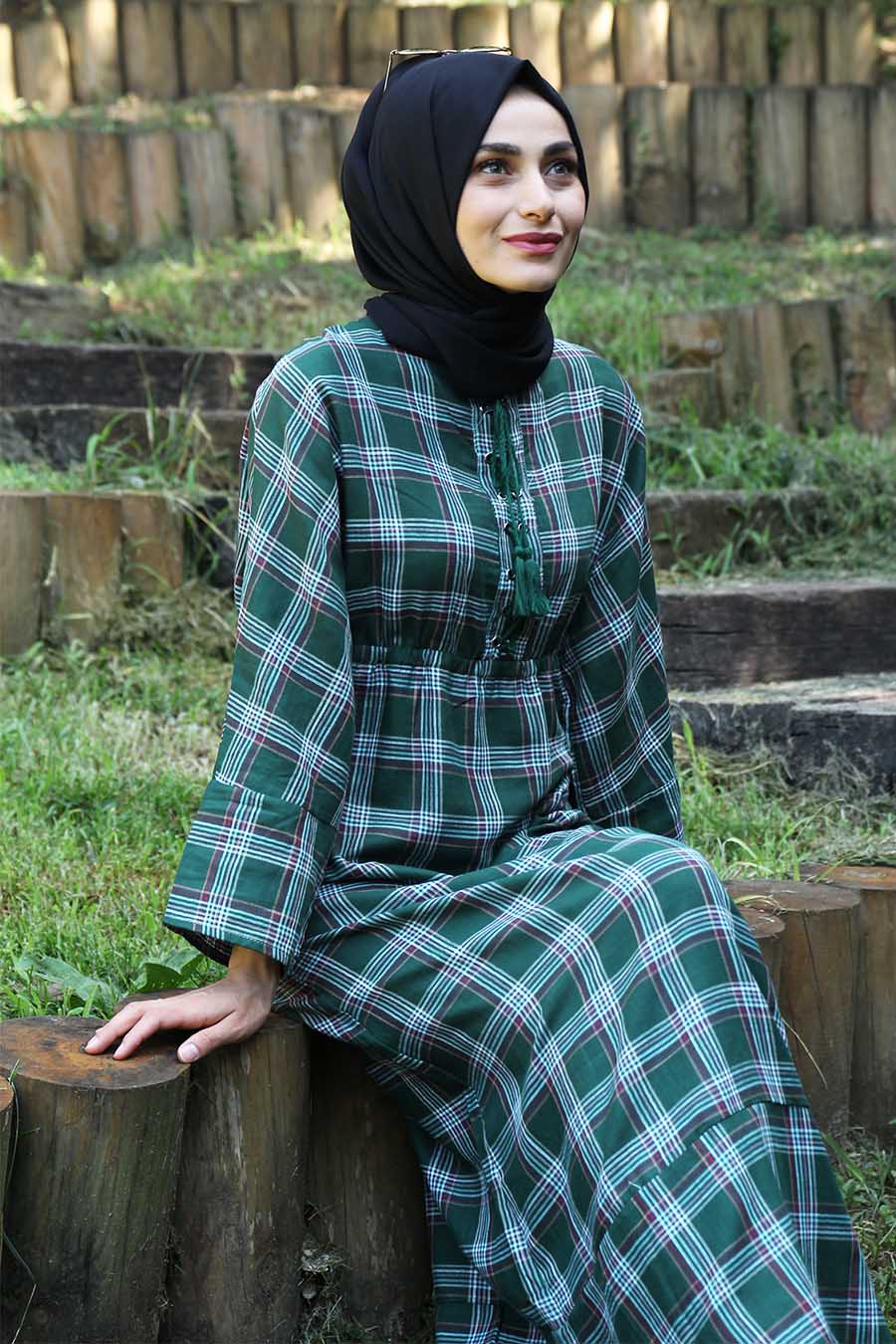 PLAID GREEN DRESS