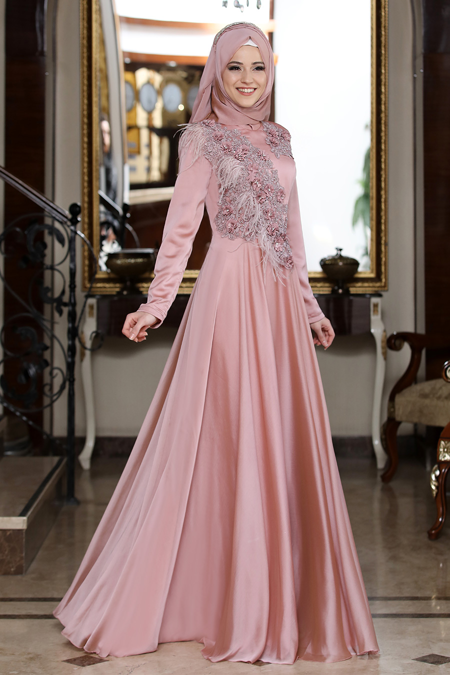 POWDER PINK EVENING DRESS