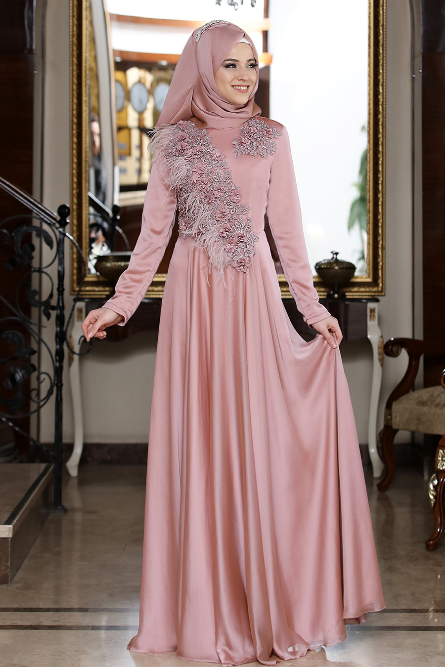 POWDER PINK EVENING DRESS