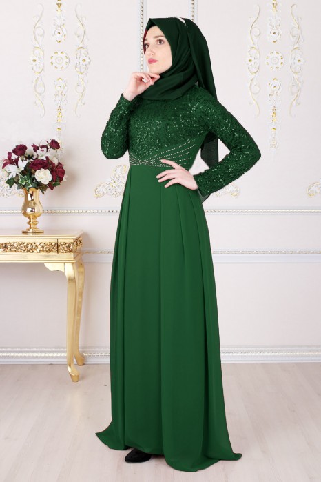GREEN EVENING DRESS