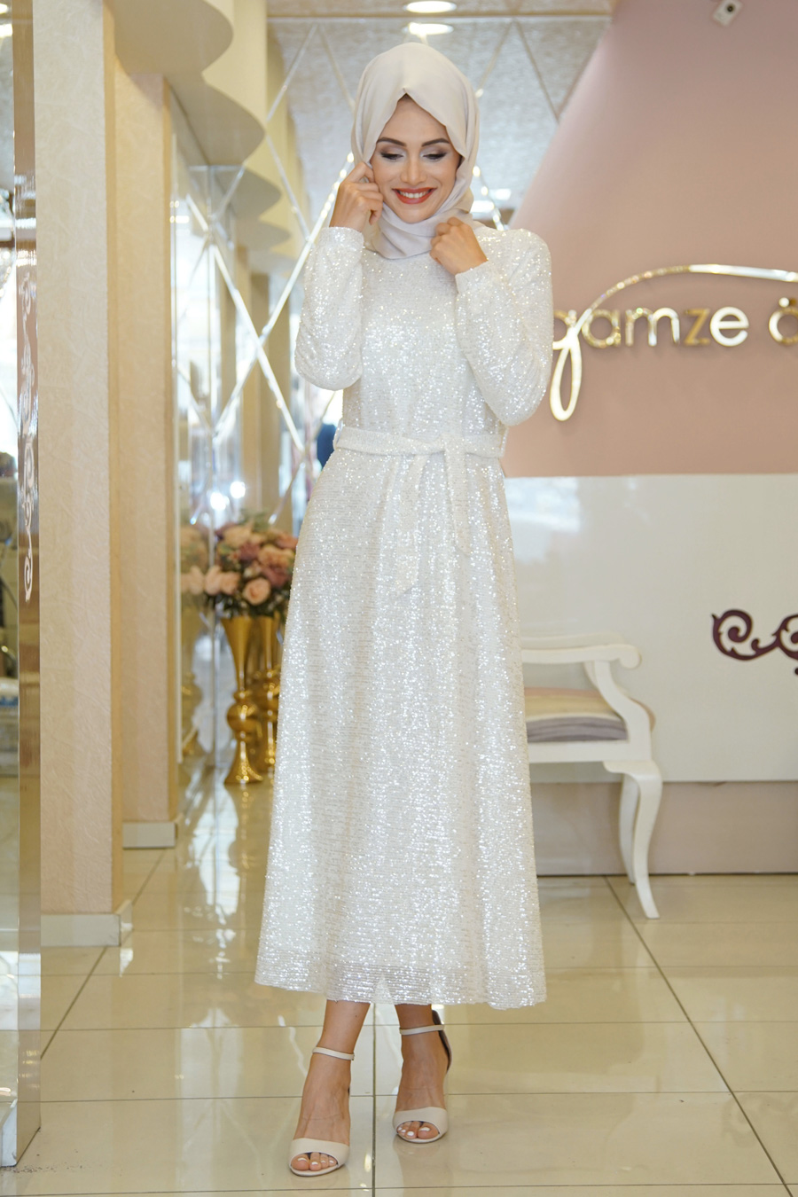 SEQUIN DETAILED WHITE EVENING DRESS