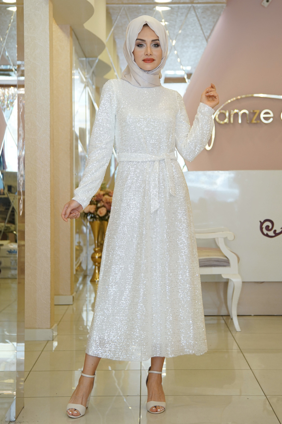 SEQUIN DETAILED WHITE EVENING DRESS