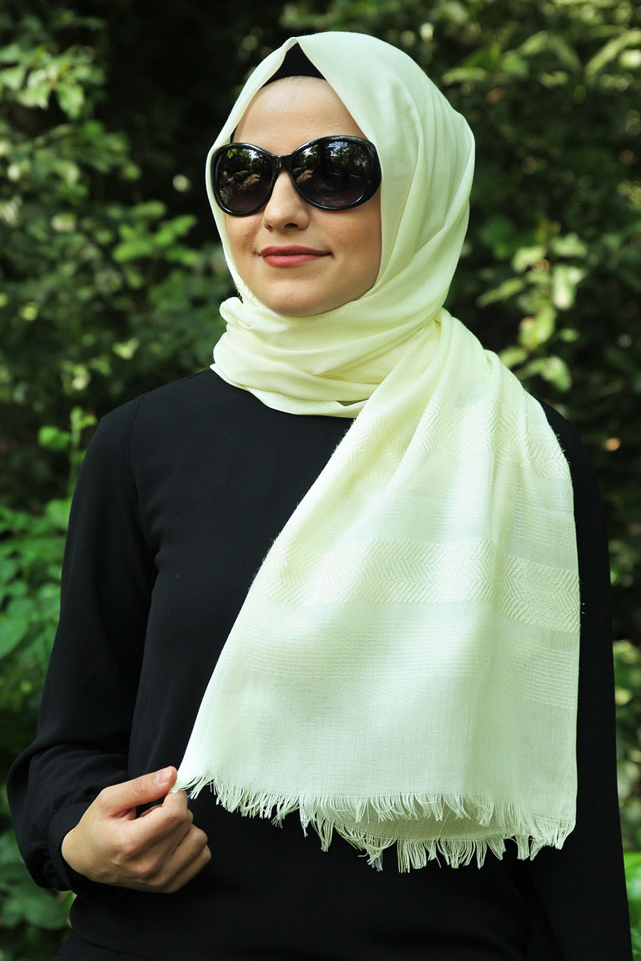 CREAM COLOR SHAWL