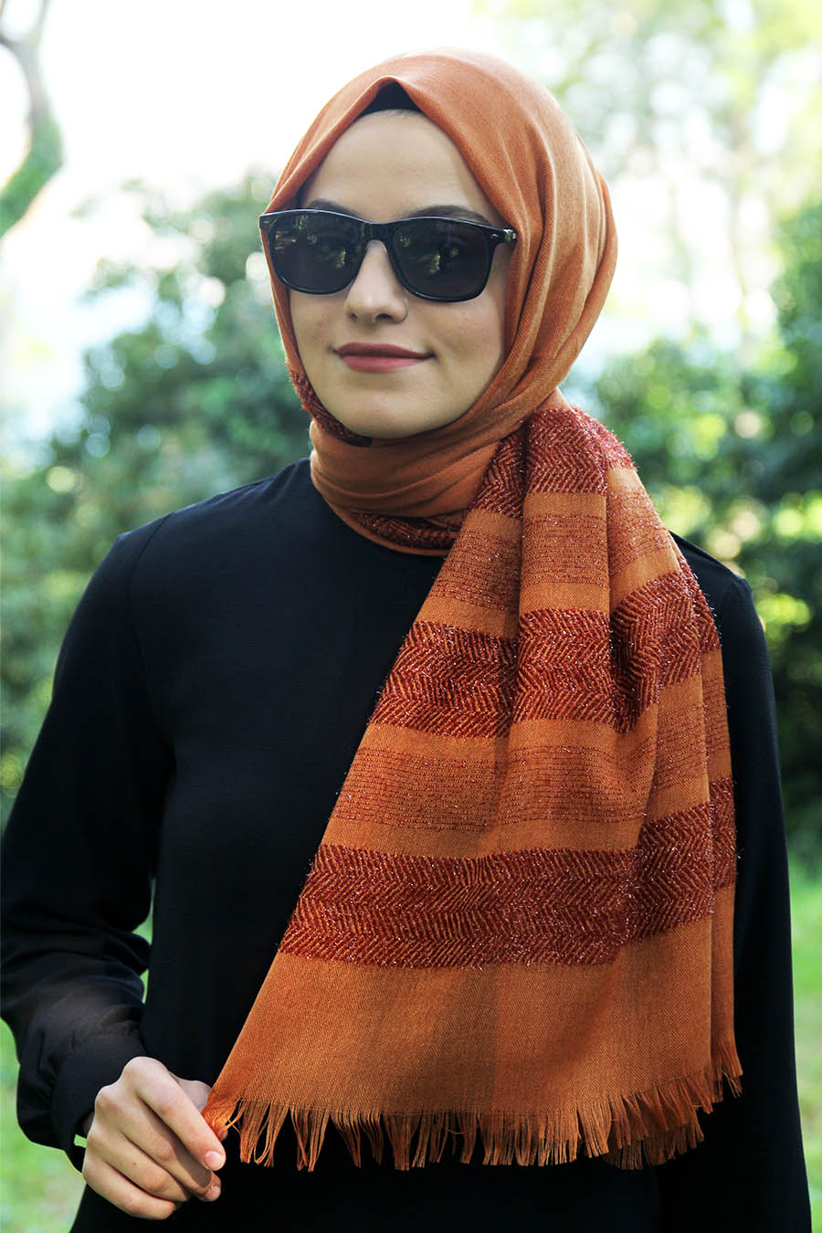 BRICK COLOR SHAWL