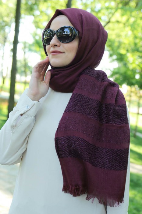 PLUM SHAWL