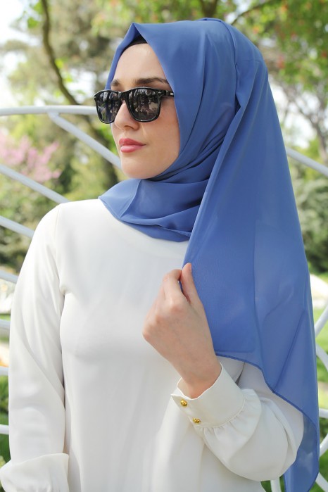 PLAIN BLUE SHAWL