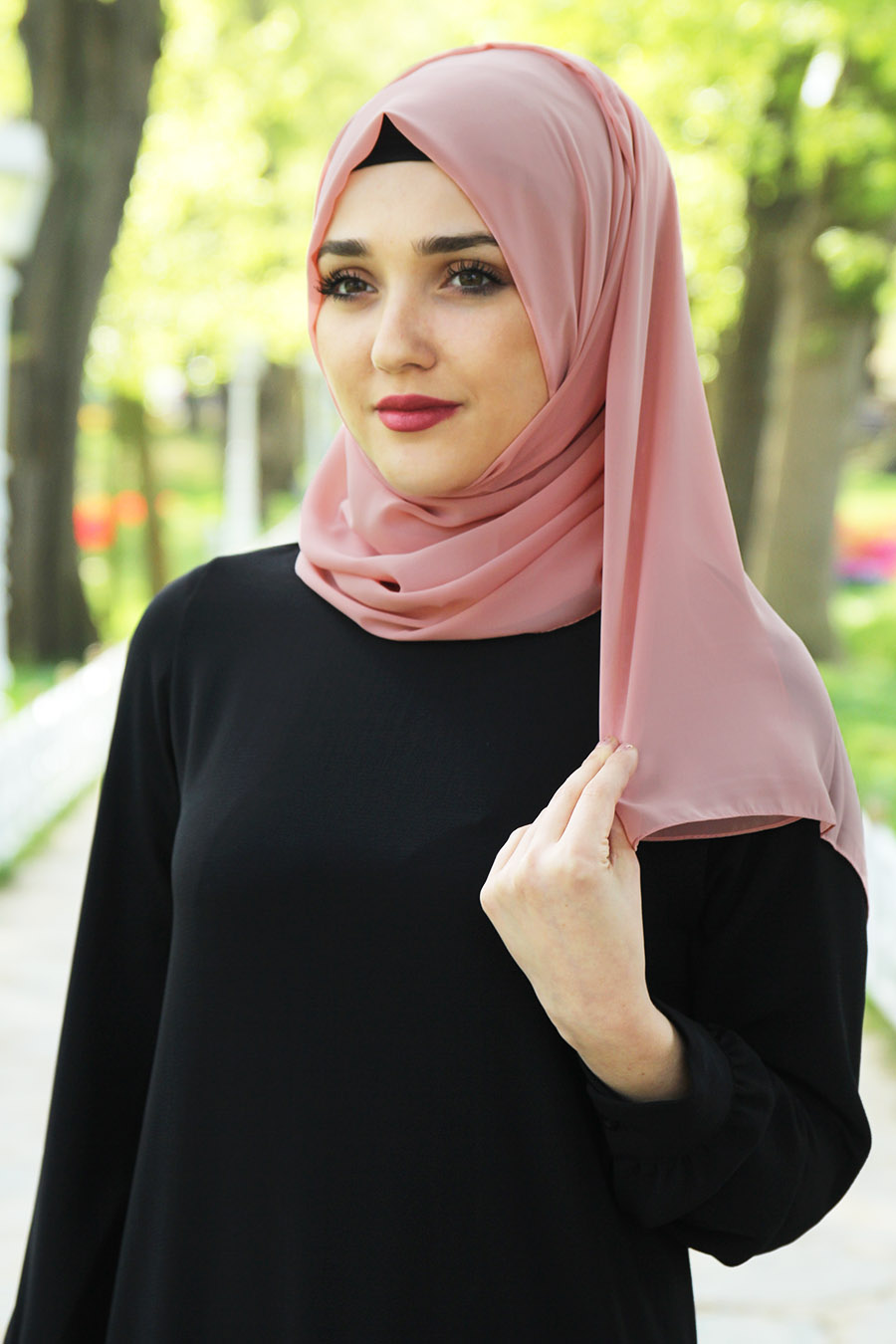 PLAIN POWDER PINK SHAWL