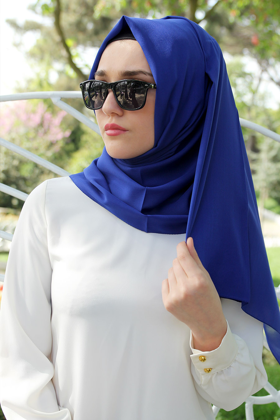 PLAIN SAX BLUE SHAWL
