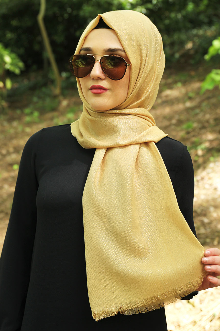 SILVERY DORE COLOR SHAWL