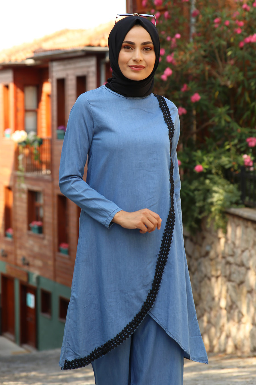 DARK BLUE TUNIC AND PANT SUIT