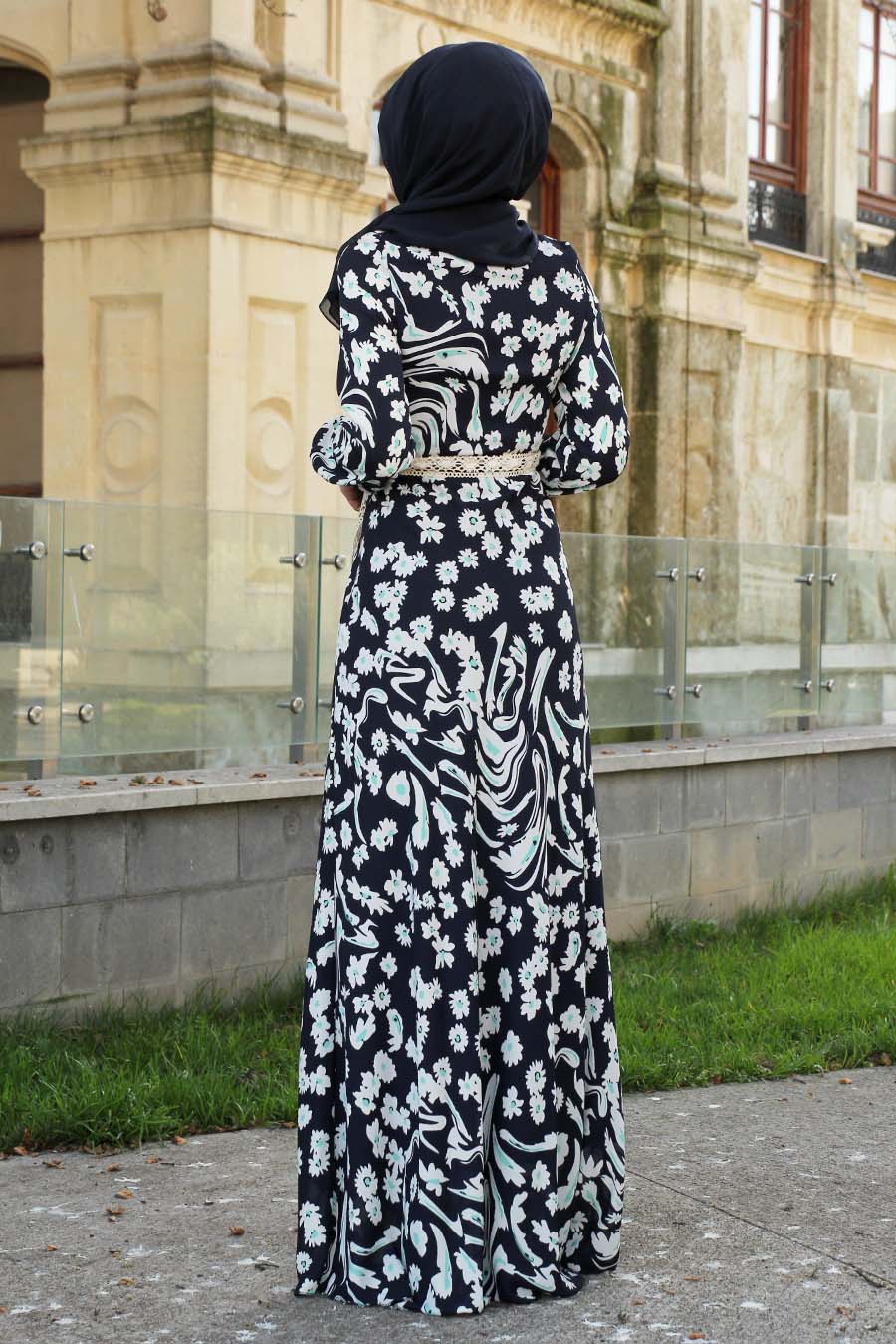 FLOWER PATTERNED NAVY BLUE DRESS