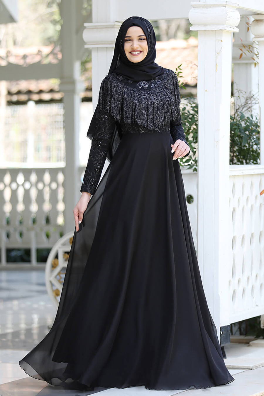 BLACK EVENING DRESS