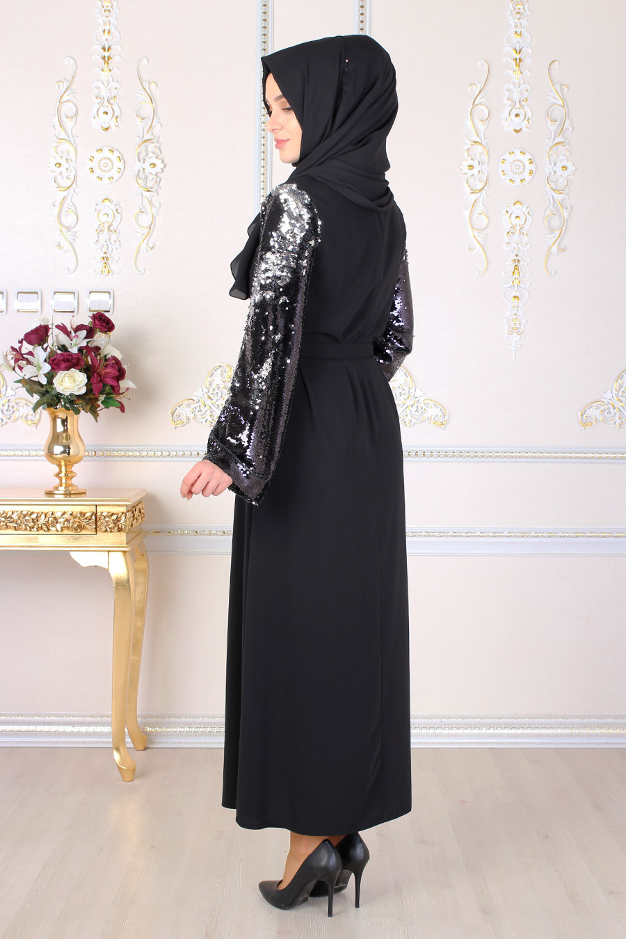 SILVER SEQUIN DETAILED ABAYA