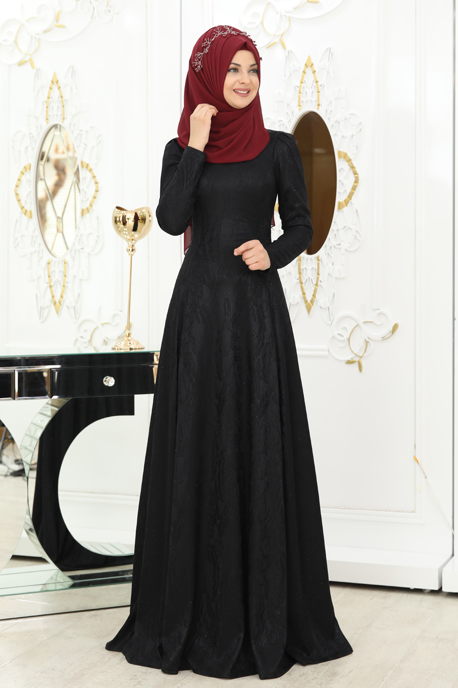 BLACK EVENING DRESS