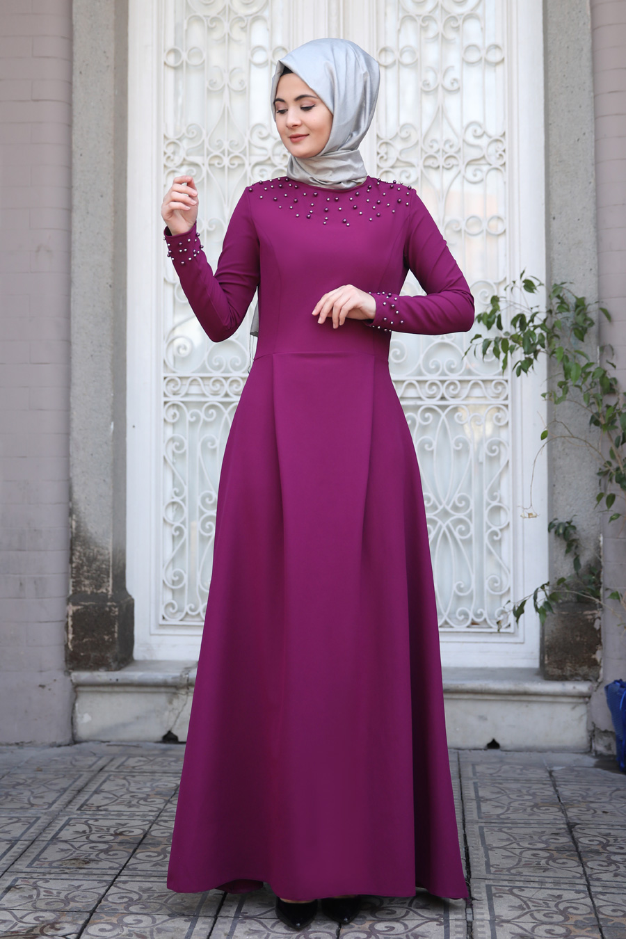 PEARL DETAILED FUCHSIA DRESS