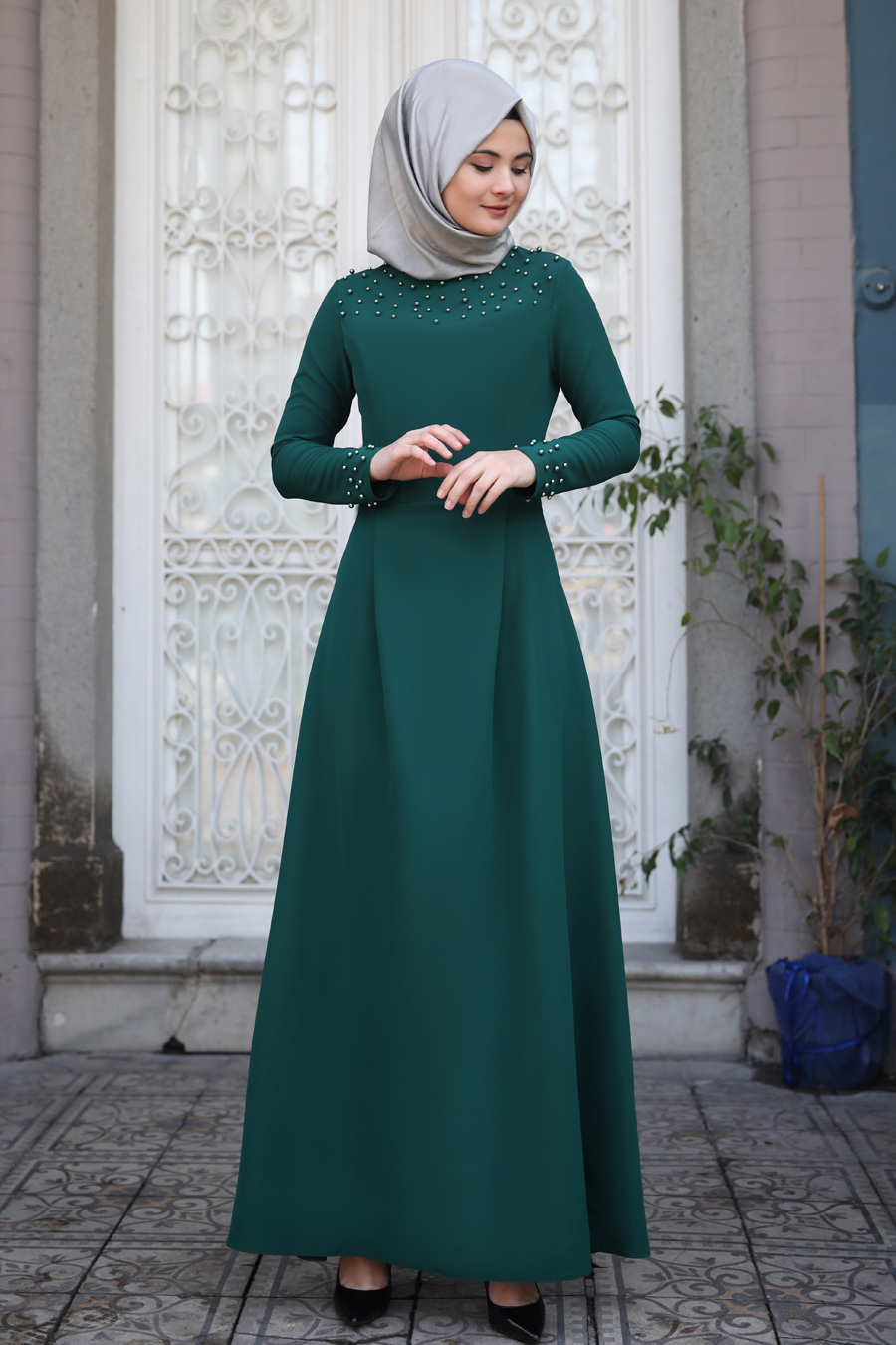 PEARL DETAILED GREEN DRESS