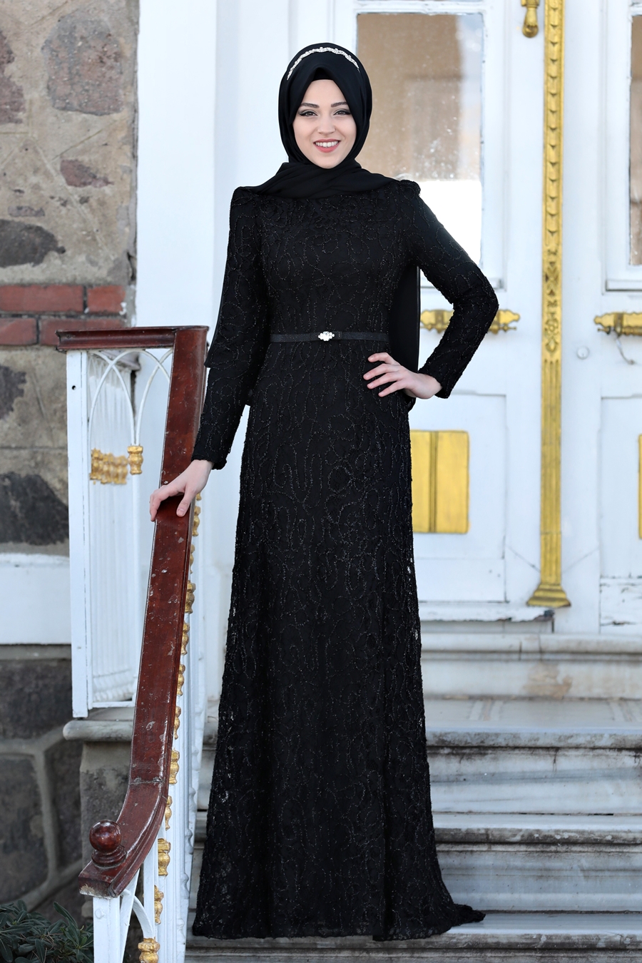 BLACK EVENING DRESS