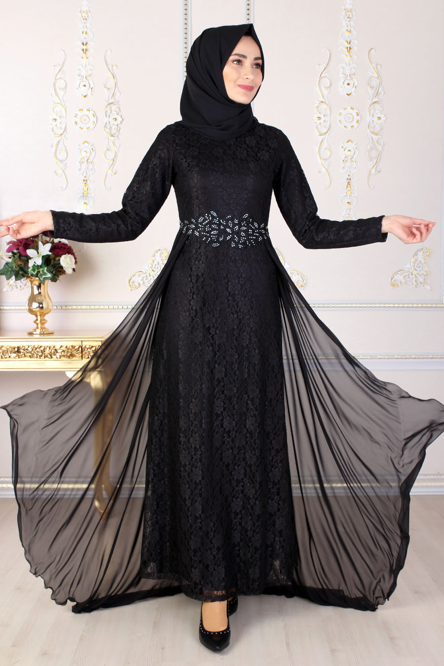 BLACK EVENING DRESS