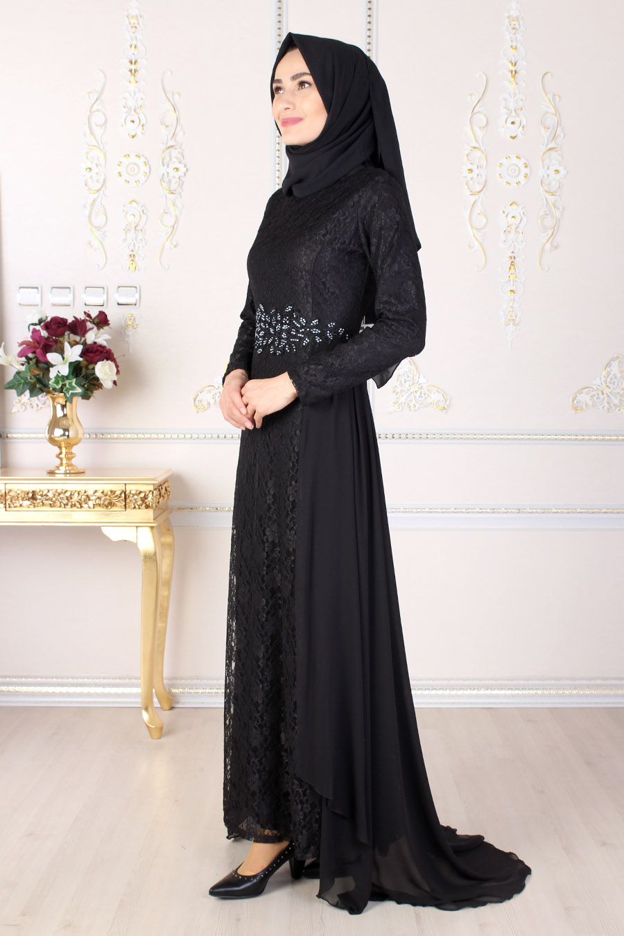 BLACK EVENING DRESS
