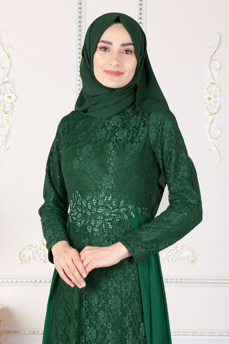 GREEN EVENING DRESS GREEN EVENING DRESS
