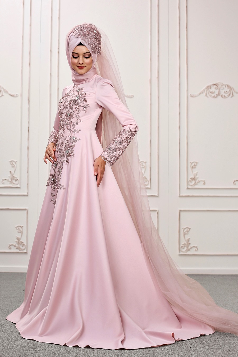 POWDER PINK EVENING DRESS