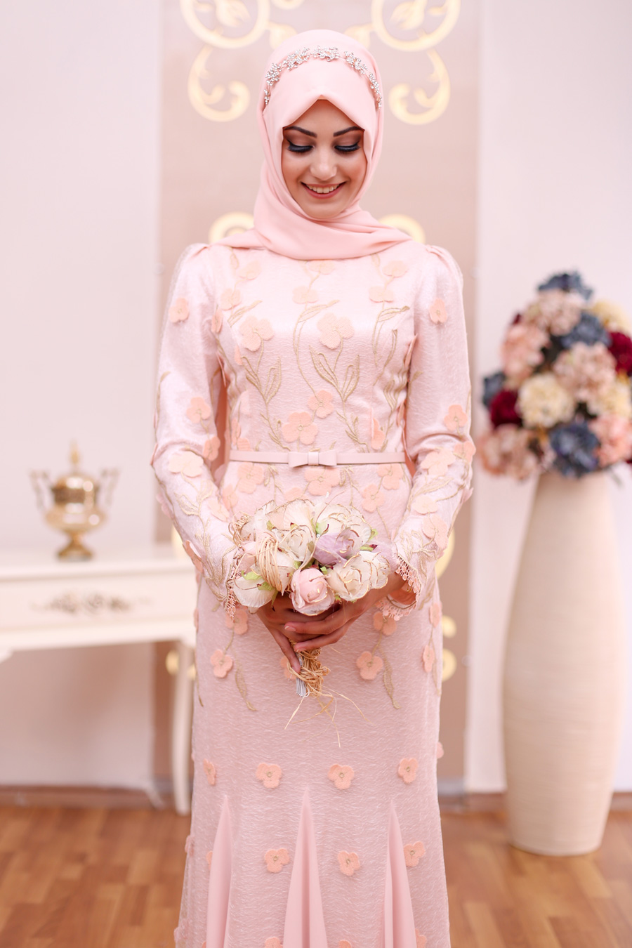 POWDER PINK EVENING DRESS