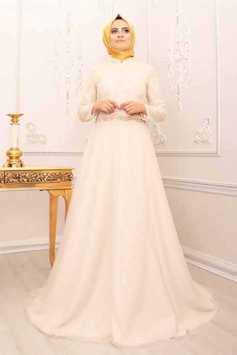 ECRU EVENING DRESS