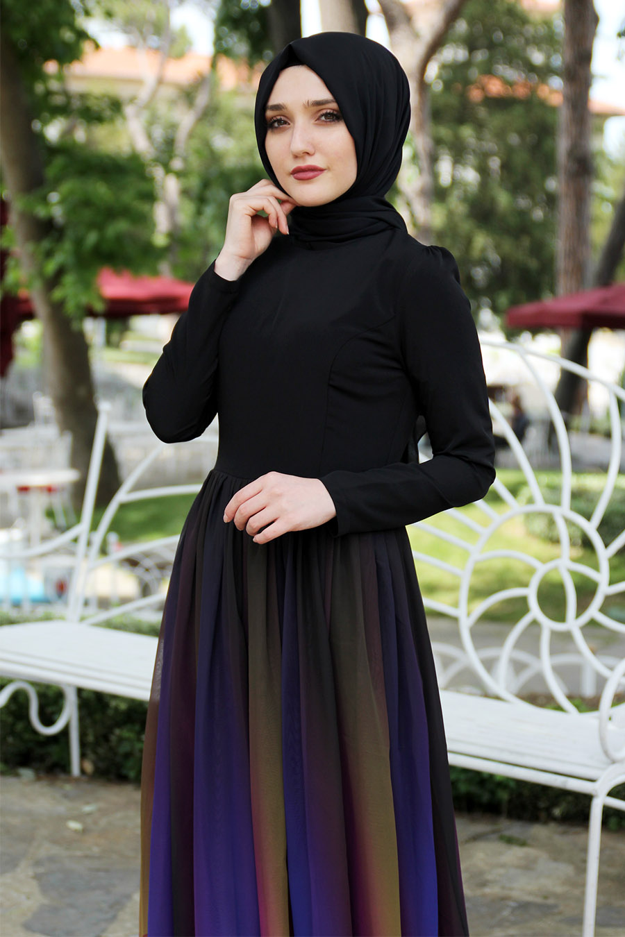 FLOWER PATTERNED BLACK DRESS