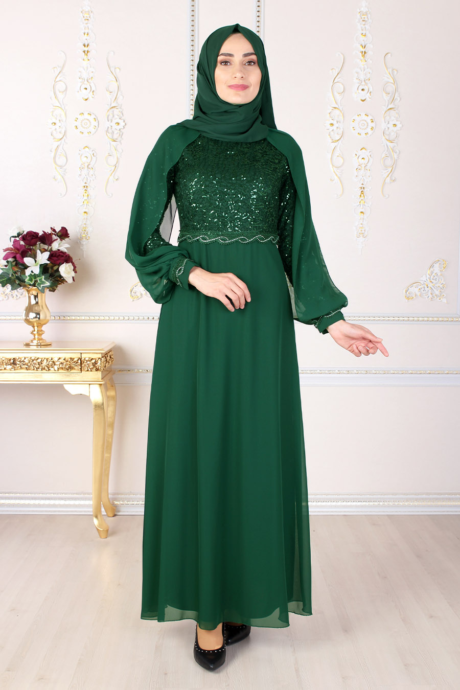 GREEN EVENING DRESS