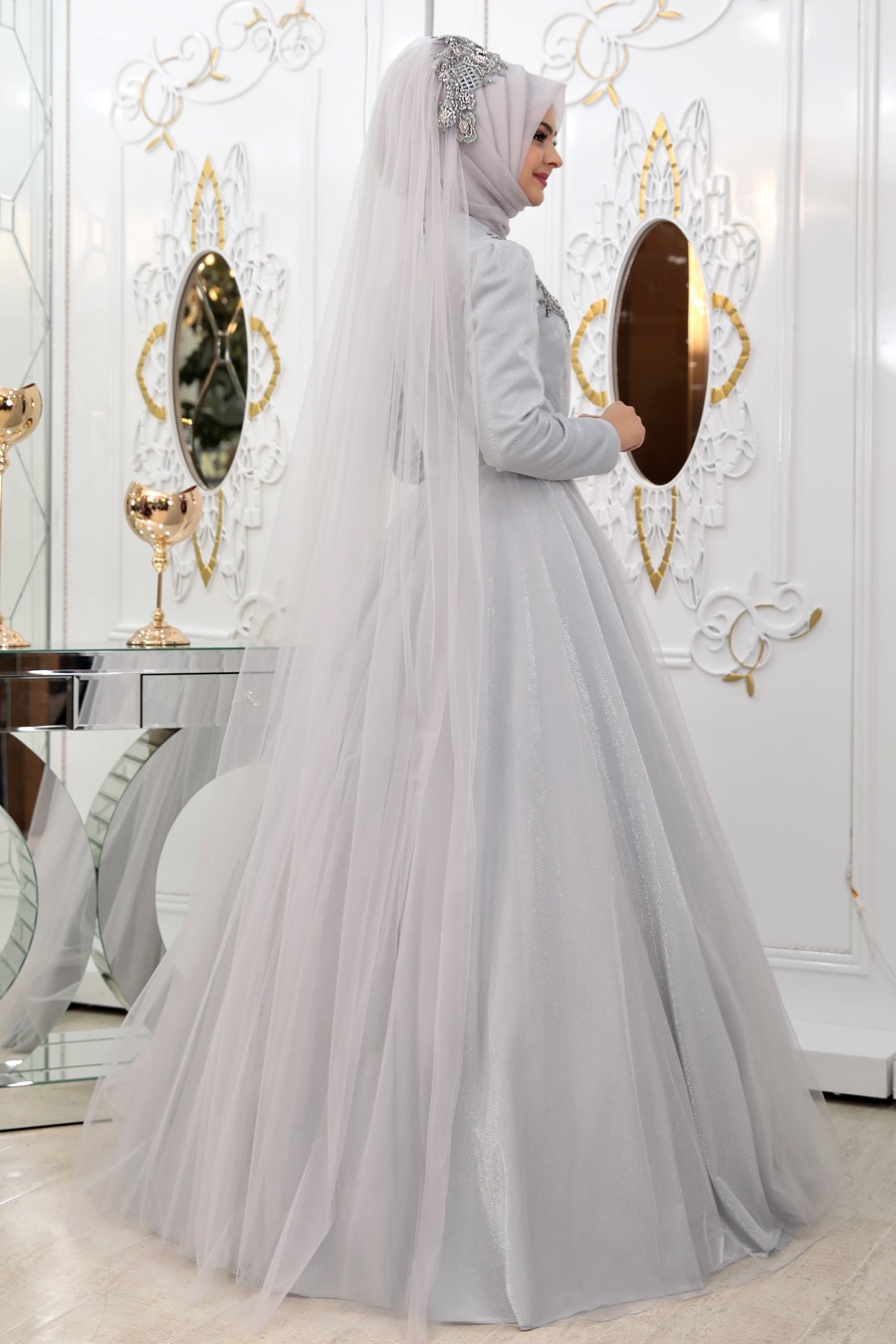 GREY EVENING DRESS GREY EVENING DRESS