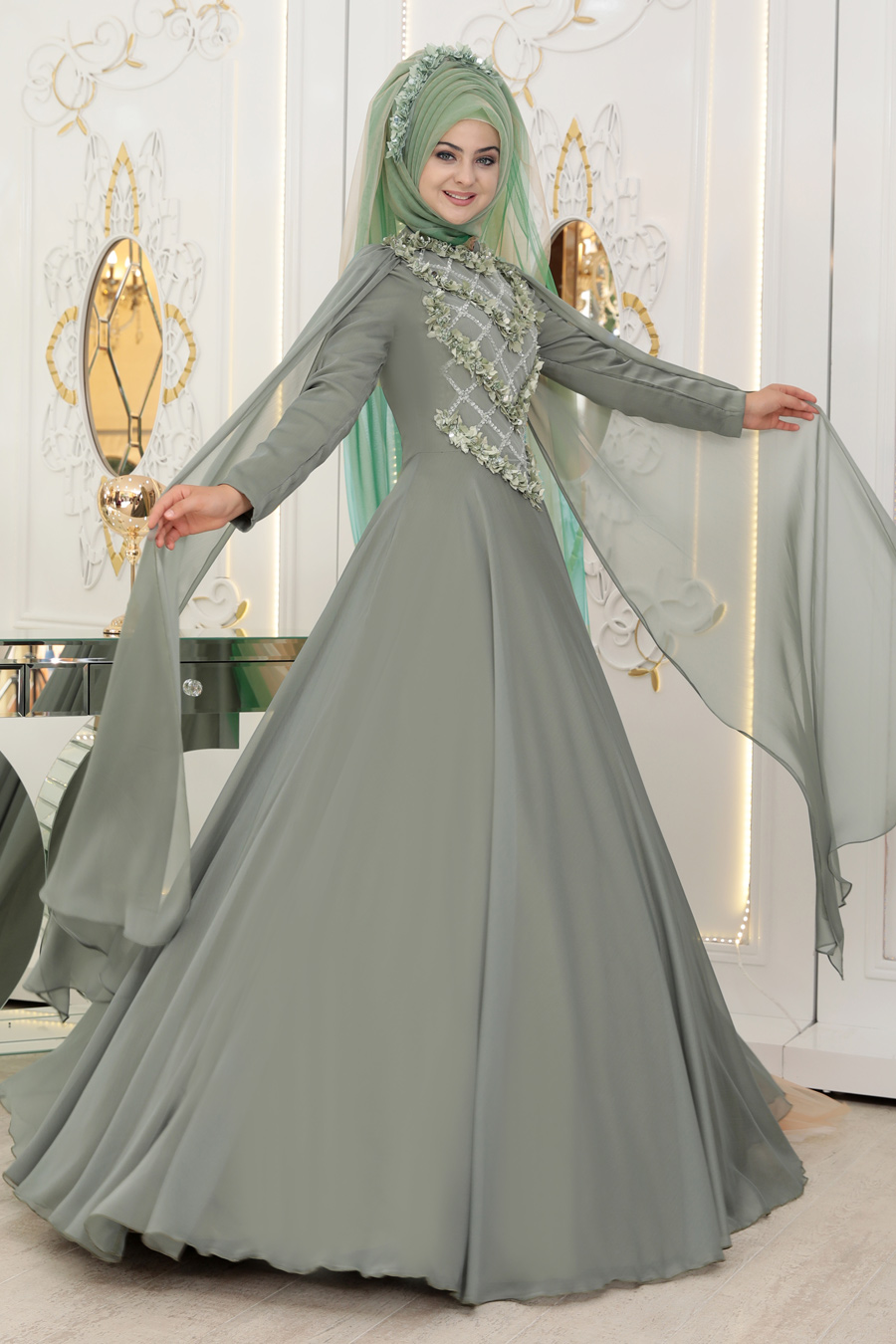 GREEN EVENING DRESS