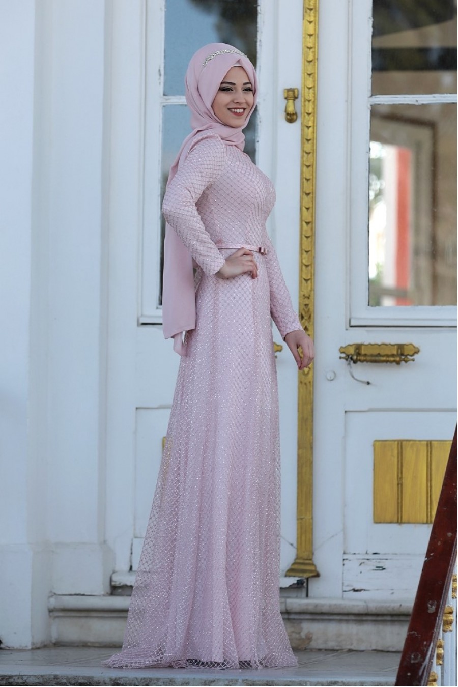 POWDER PINK EVENING DRESS POWDER PINK EVENING DRESS