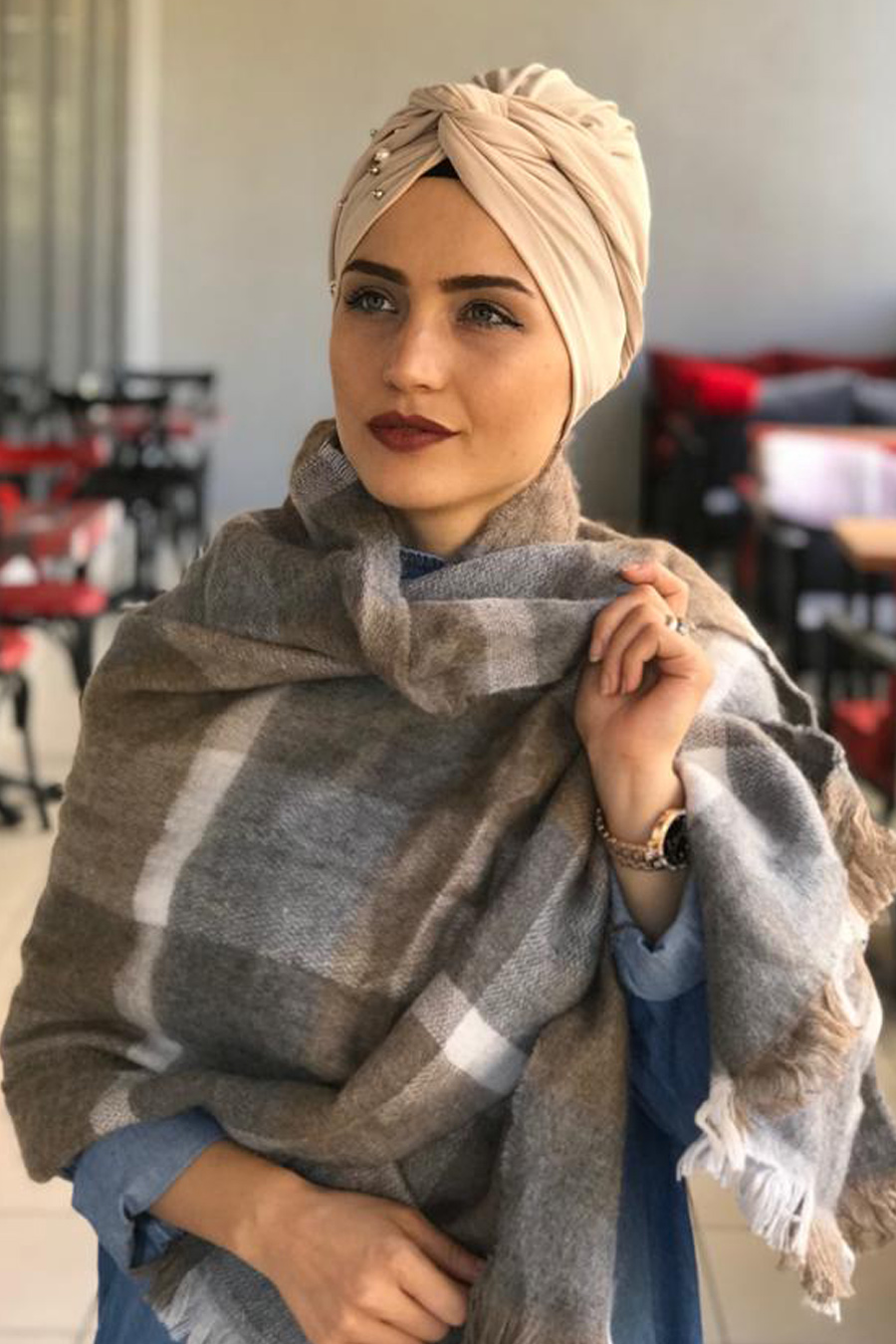 PEARL DETAILED BEIGE TURBAN HIJAB